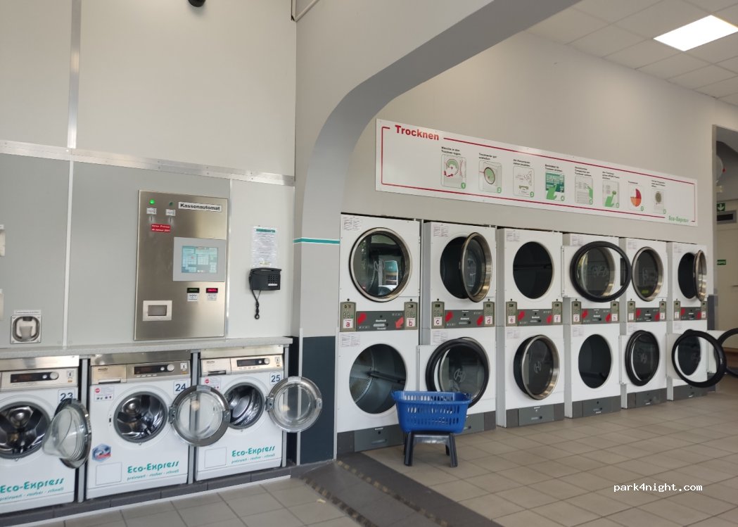 (79106) Freiburg im Breisgau - 1 Komturstraße — foto 2