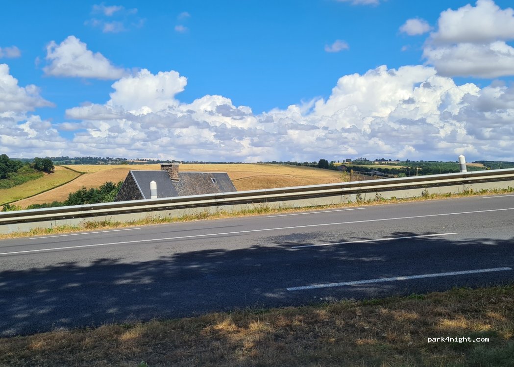 (14350) Souleuvre en Bocage - 2 Le Bois du Désert — foto 2