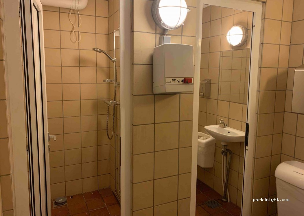 (350) Vestmanna - 5 Havnargøta — foto 2