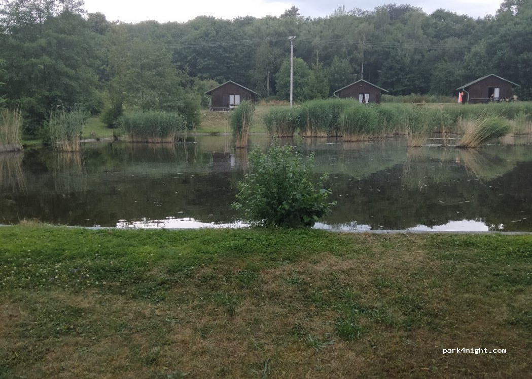 Autokemp a koupaliště Červený Hrádek — foto 3