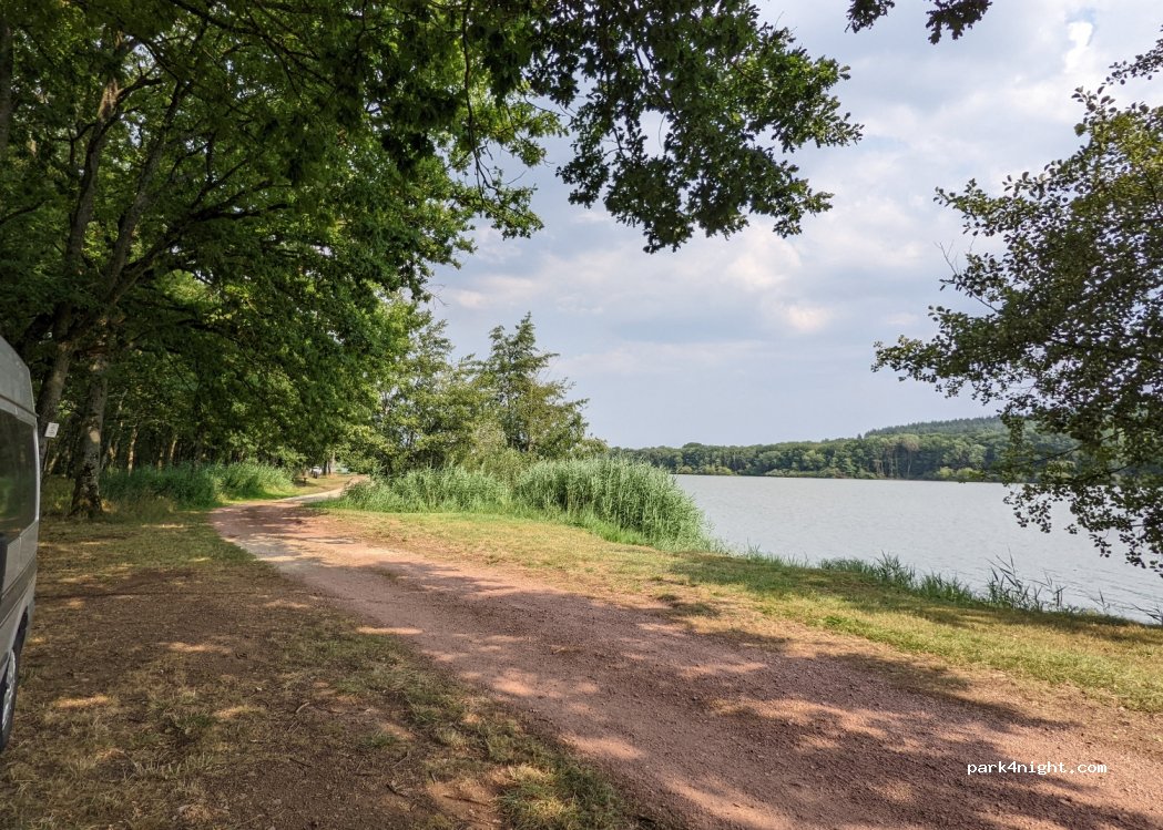 (71220) Le Rousset-Marizy - D33 — foto