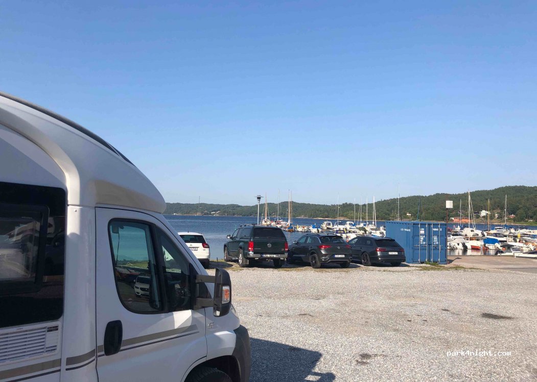 (472 31)  - 43 Färjevägen — foto 2