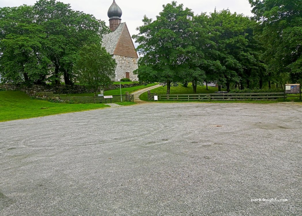 (8820) Dønna - 38 Dønnesveien — foto