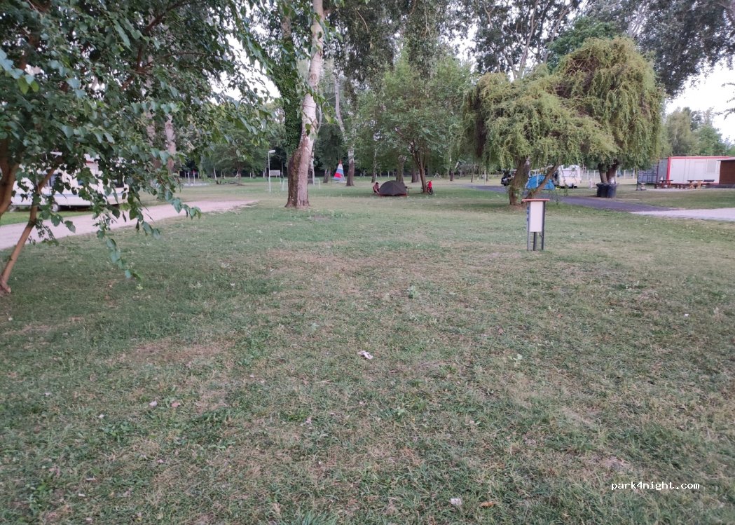 Kócsag Kemping Üdülőház — foto 3