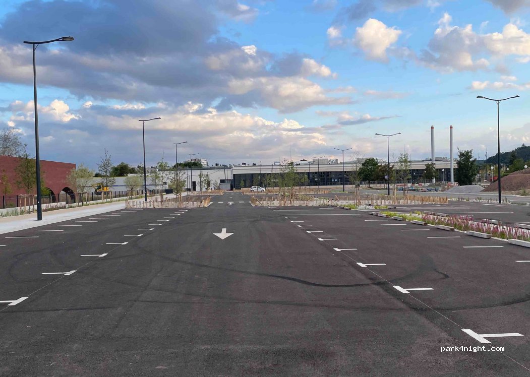 (27400) Louviers - Parvis Nelson Mandela — foto