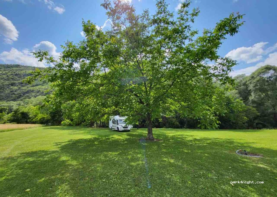 Camp & Resort Ilijin Vir — foto