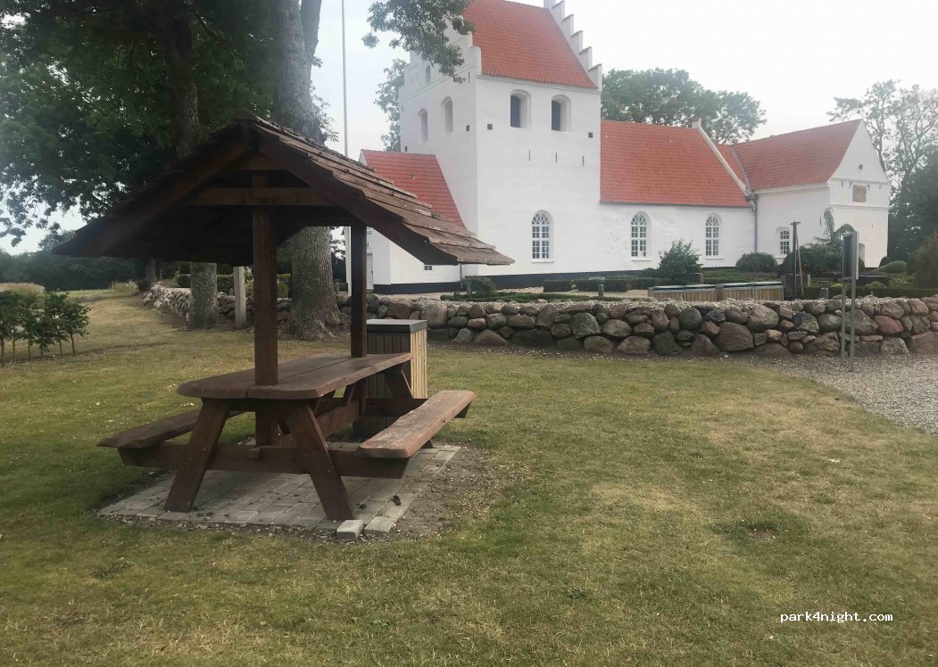 (5400) Bogense - 9 Kirkemosevej — foto