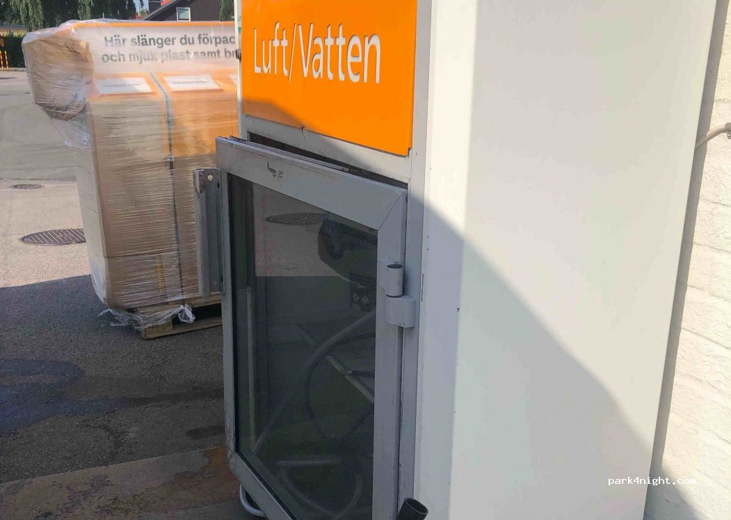 (302 91) Halmstad - 3 Örnäsvägen — foto