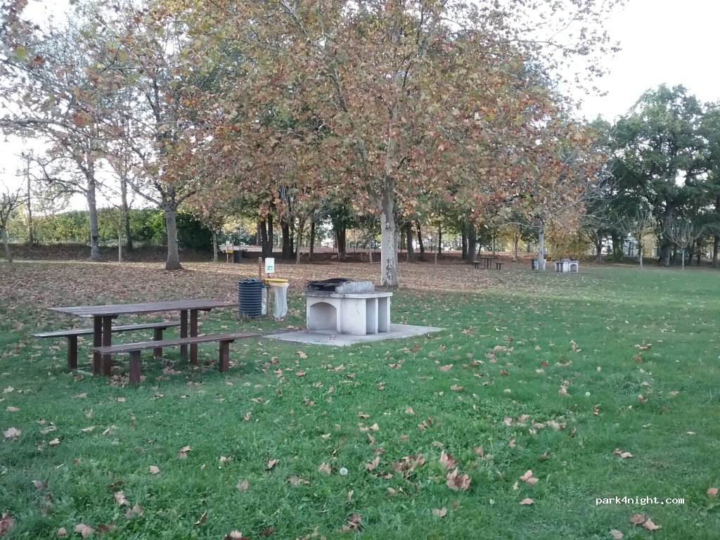 (47290) Lougratte - Unnamed Road — foto
