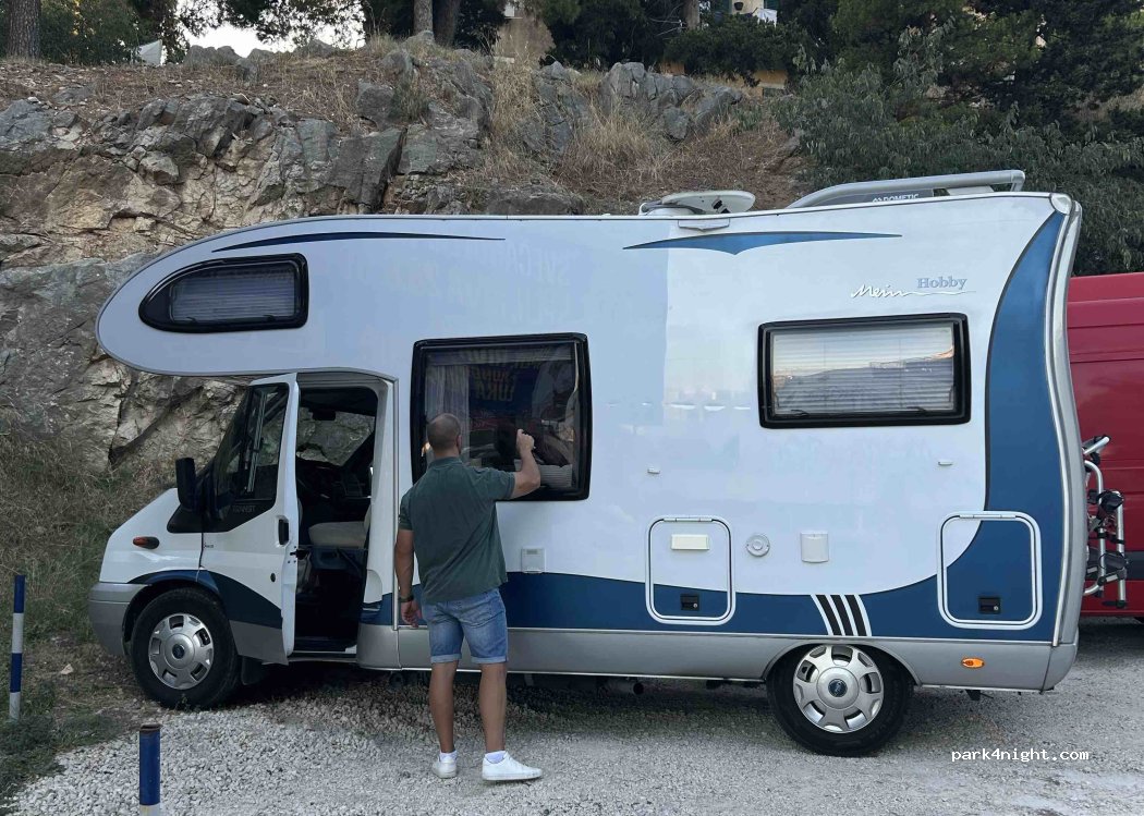 (21000) Split - 1 Ulica Matice hrvatske — foto