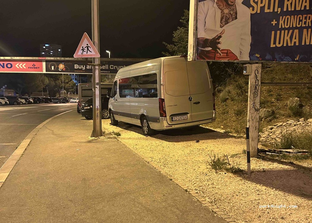 (21000) Split - 1 Ulica Matice hrvatske — foto 3