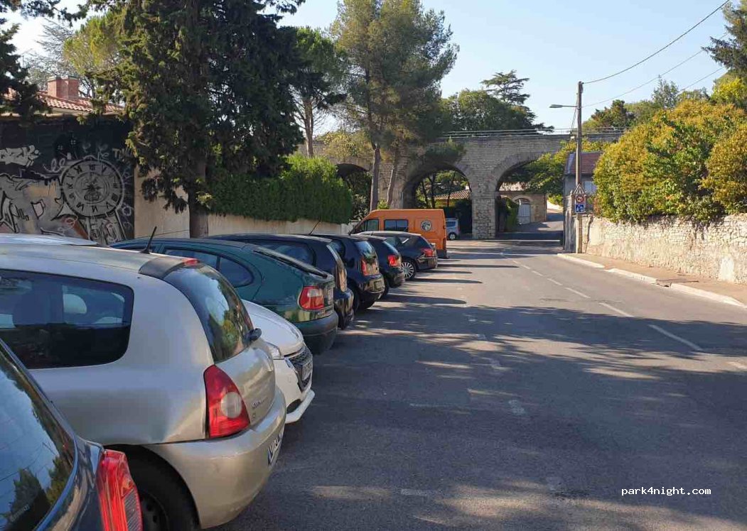 (30000) Nîmes - 120 Chemin de Russan — foto 2