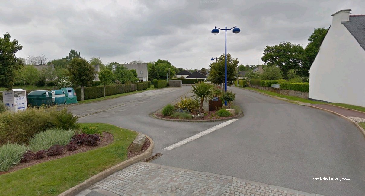 (56400) Pluneret - 4 Place Comtesse de Ségur — foto