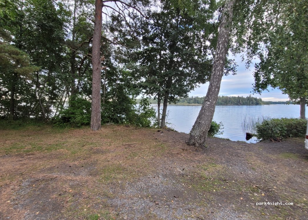 (747 40) Gimo - Unnamed Road — foto