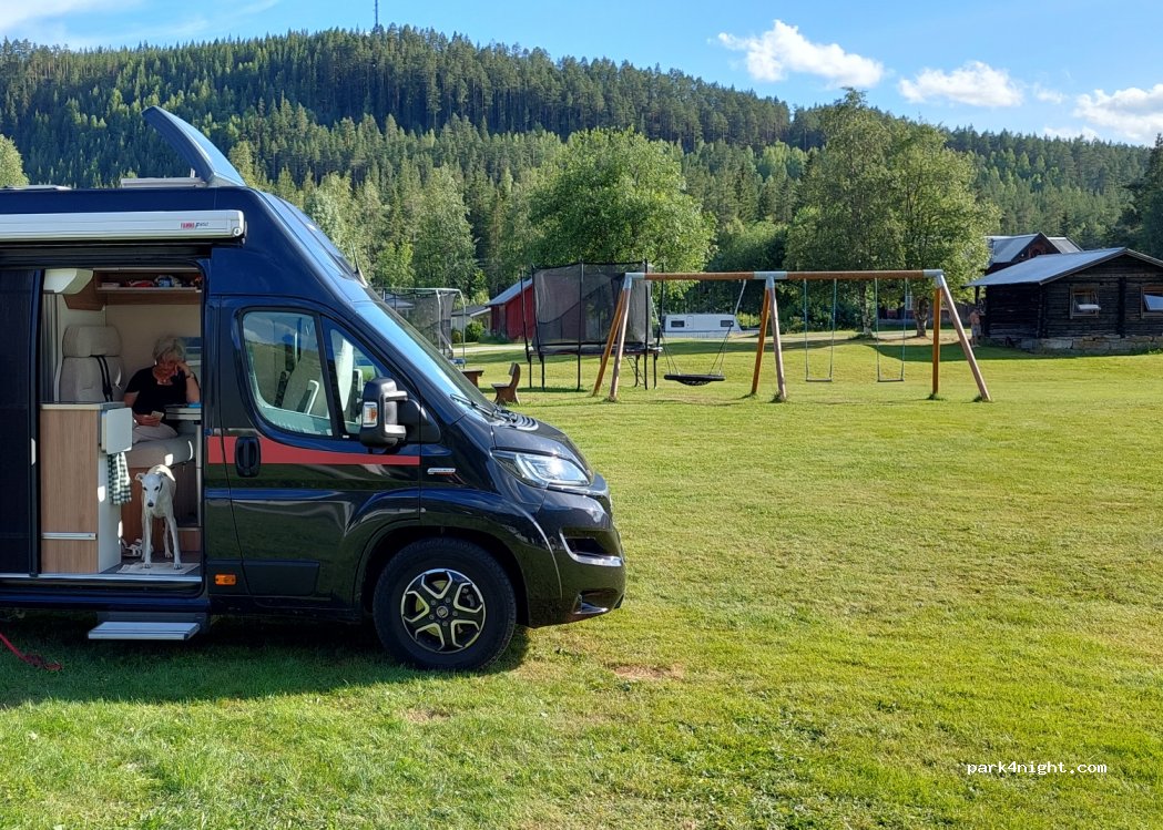 SATASLÅTTEN CAMPING — foto