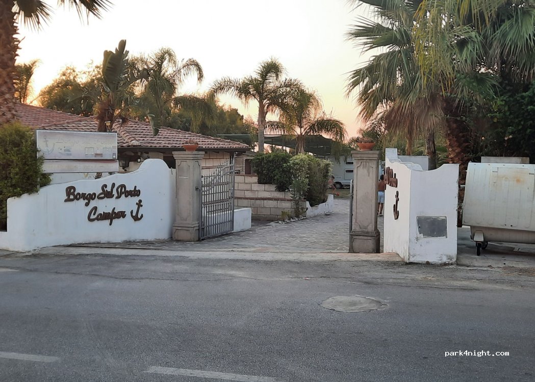 Borgo Sul Porto Camper — foto