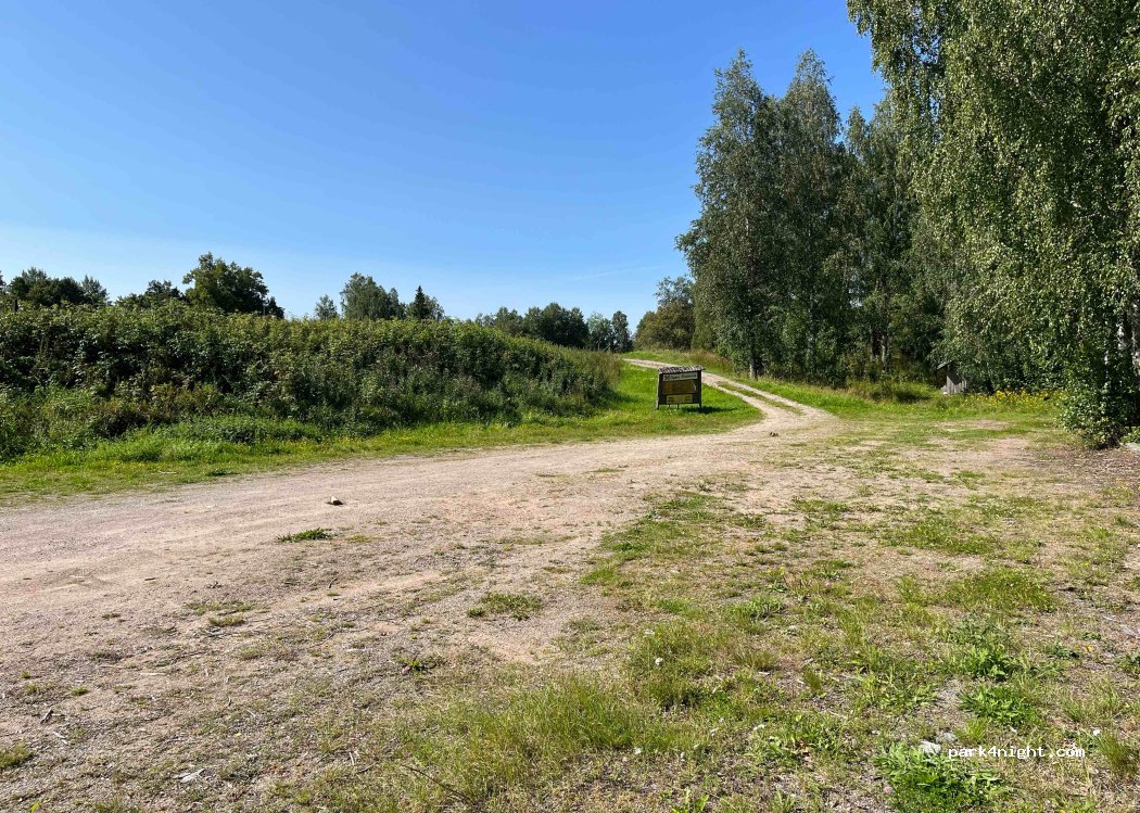(670 10) Töcksfors - Unnamed Road — foto 4