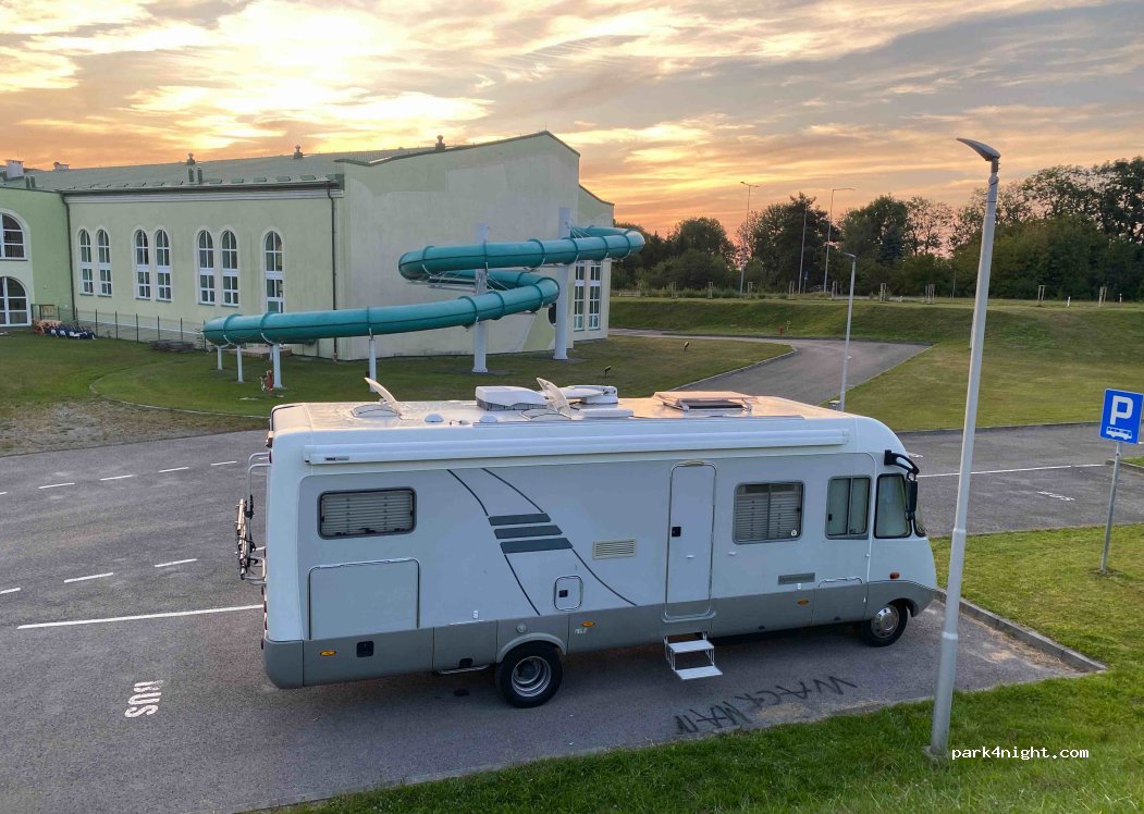 (37-100) Łańcut - 72 Armii Krajowej — foto 4