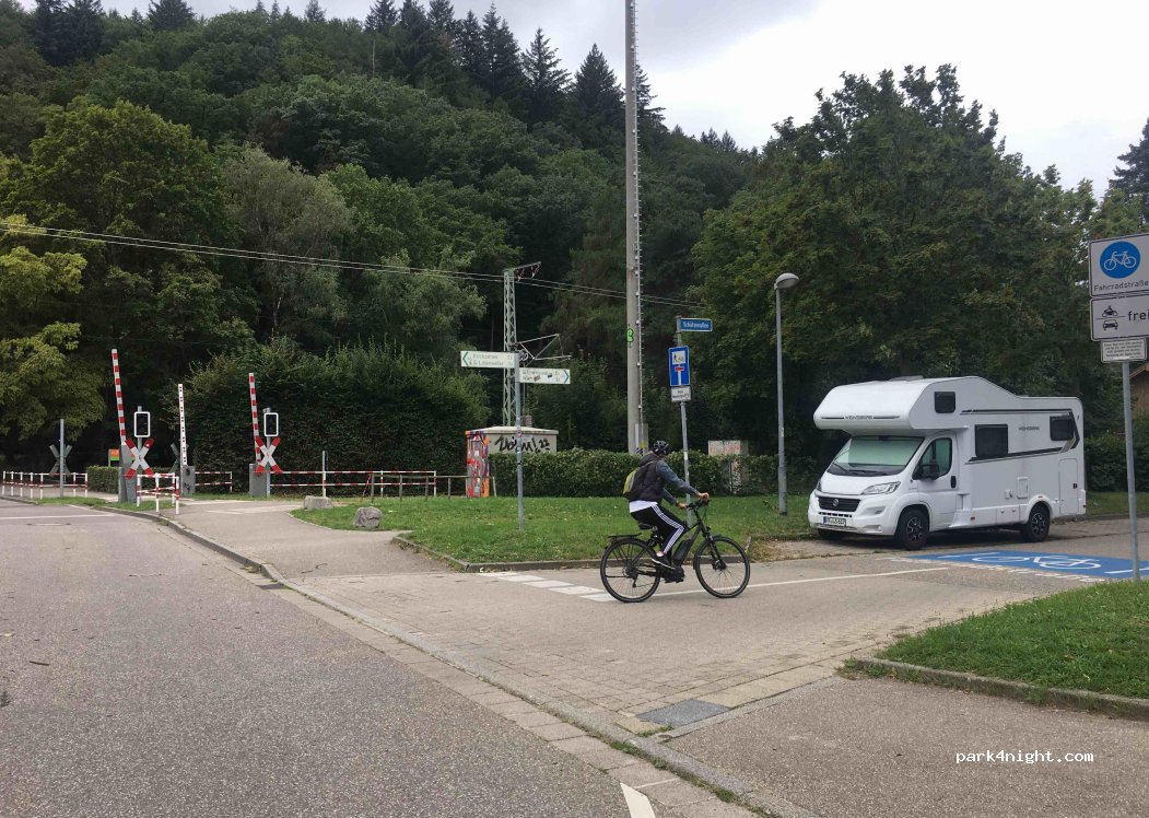 (79117) Freiburg im Breisgau - 99 Schützenallee — foto