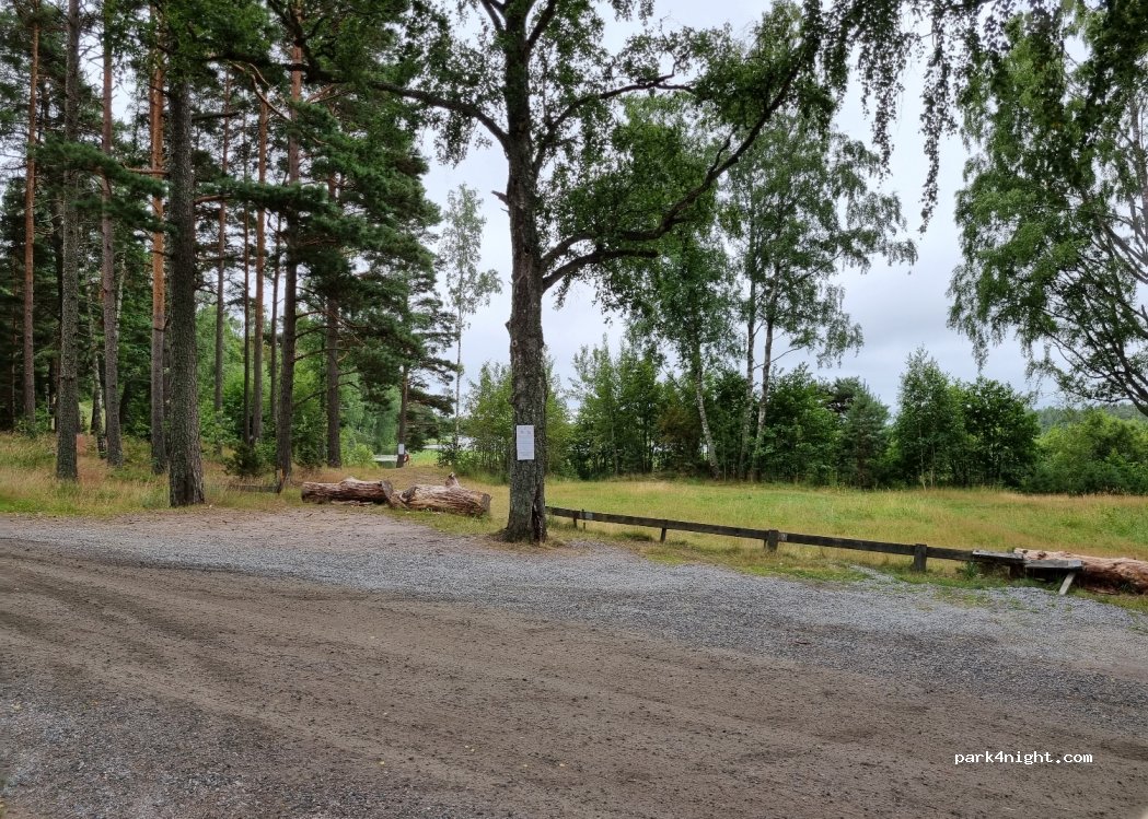 (184 93) Åkersberga - Rialavägen — foto