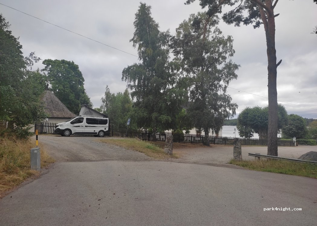 (139 73) Djurhamn - 43 Djurö kyrkväg — foto