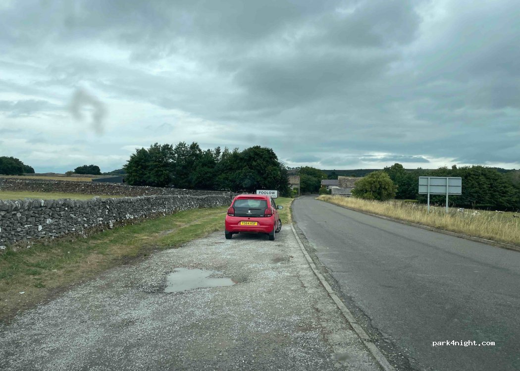 (S32 5QB) Foolow - Unnamed Road — foto