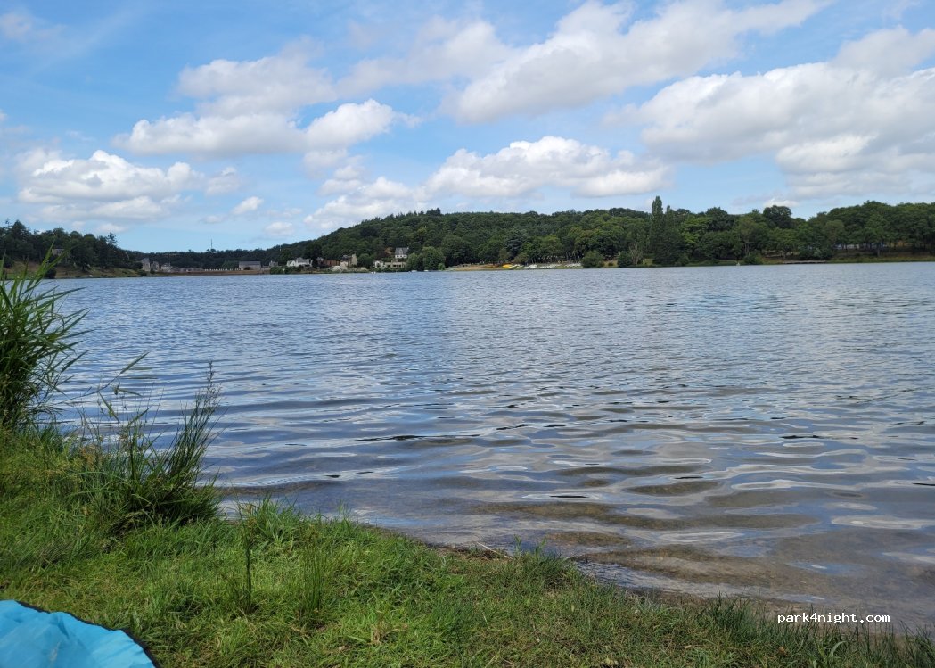 (22270) Jugon-les-Lacs-Commune-Nouvelle - Unnamed Road — foto 3