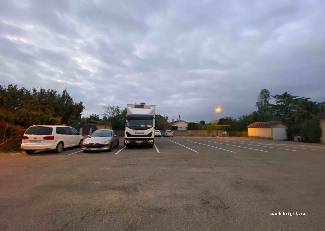 (32140) Masseube - 6 Rue du Corps Franc Pommies — foto