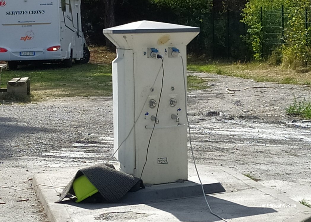 Area Sosta Camper - Barcelonette — foto 3