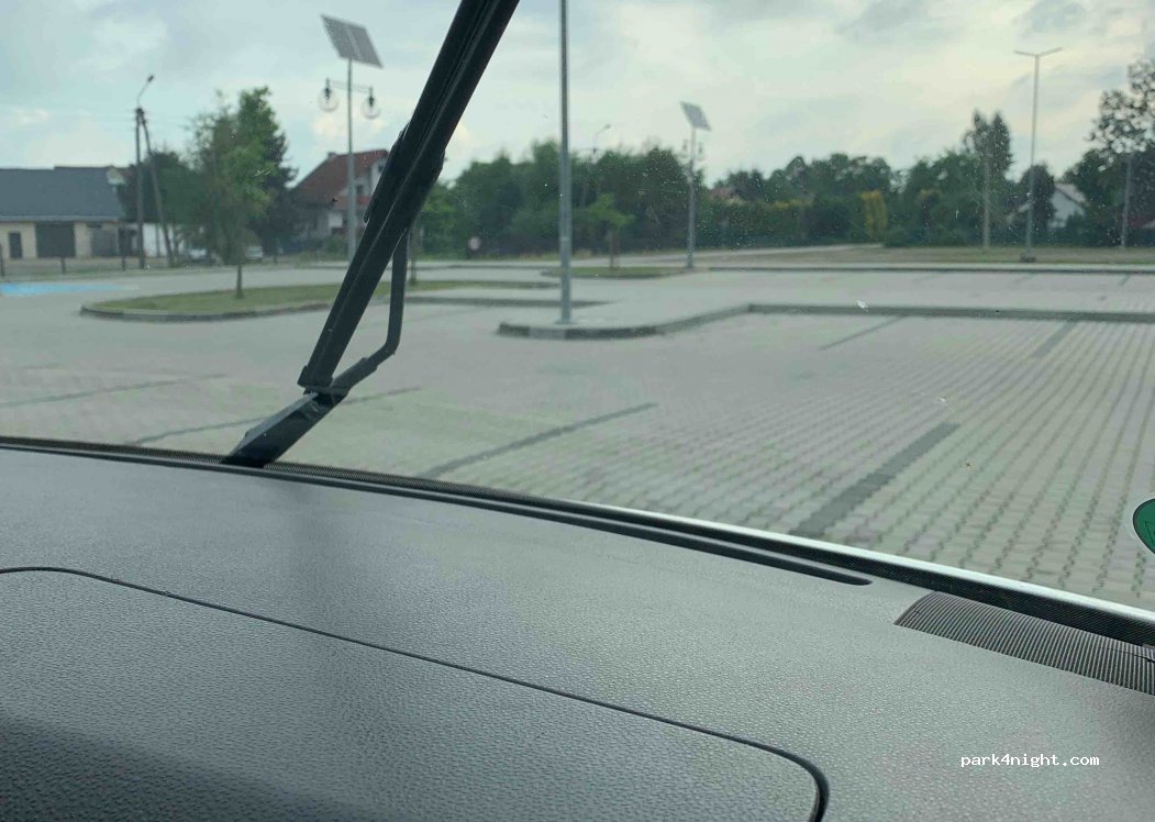 (32-420) Gdów - 745 Targowa — foto 2