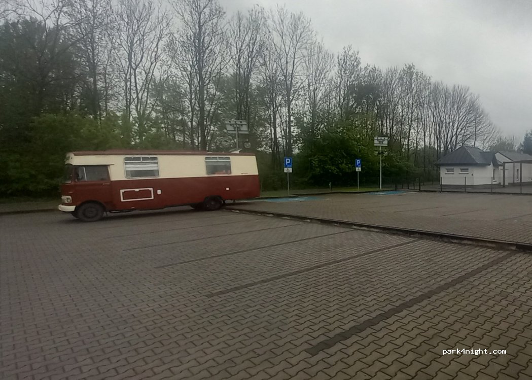 (32-420) Gdów - 745 Targowa — foto 4