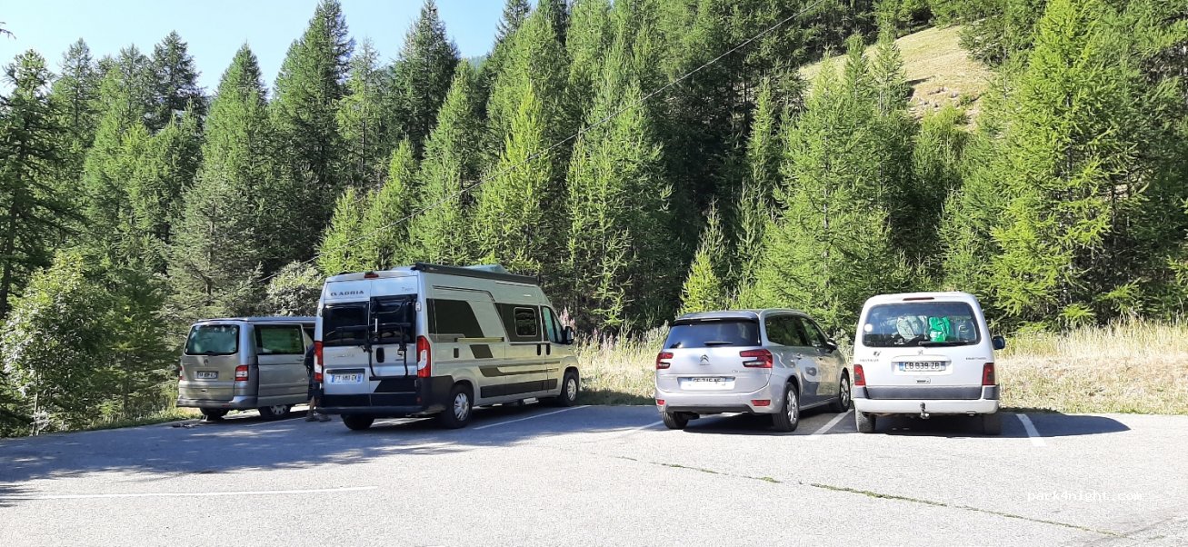 (05350) Arvieux - Unnamed Road — foto