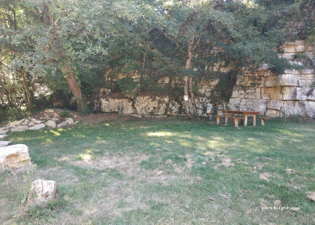 (16700) Nanteuil-en-Vallée - 4 La cloche — foto