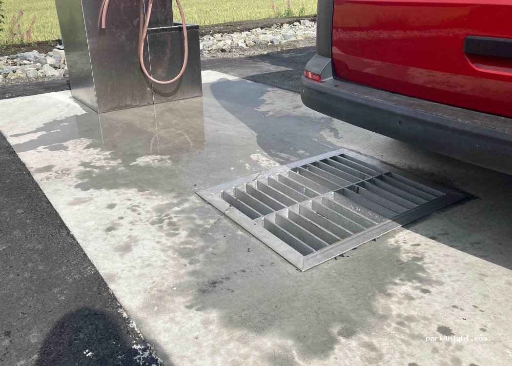 Parkeringplass i Brumunddal — foto