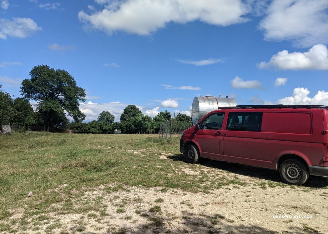 (76M9+4H) Katskhi - Unnamed Road — foto