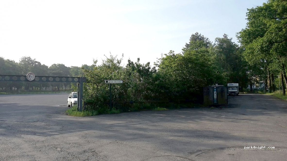 (44330) Vallet - Route d'Ancenis — foto