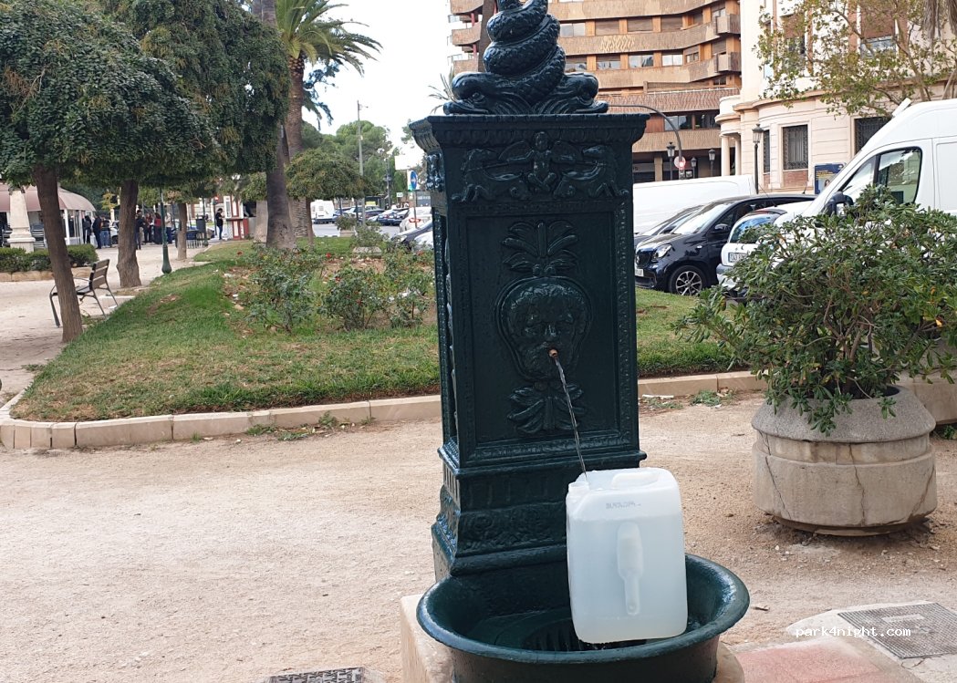 (46010) València - 13 Passeig de l'Albereda — foto 2