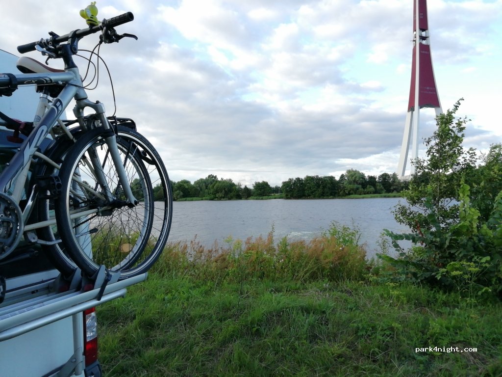 (1004) Rīga - 87 Lucavsalas iela — foto