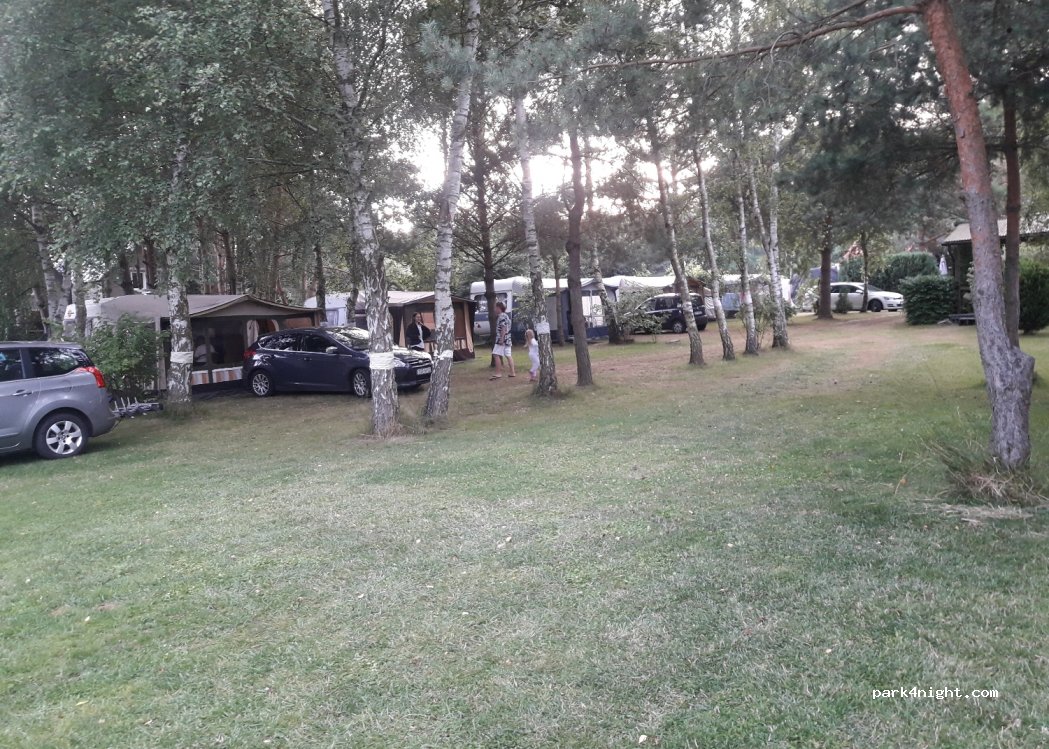 Osada - Pole namiotowe — foto