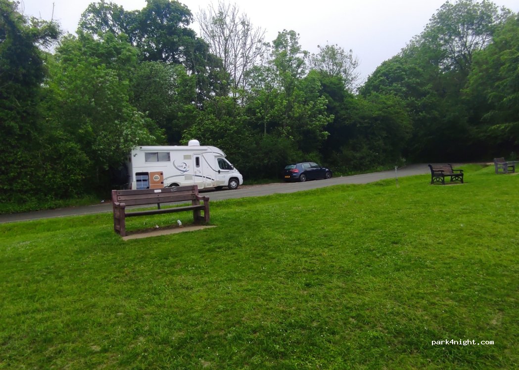 (CR3 6TH) Caterham - Gravelly Hill — foto 3
