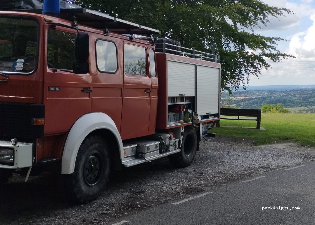 (CR3 6TH) Caterham - Gravelly Hill — foto 4
