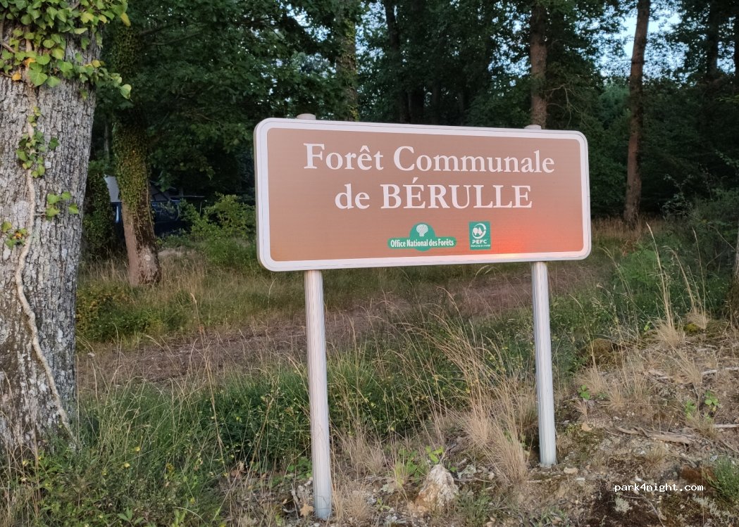 (10160) Bérulle - Unnamed Road — foto