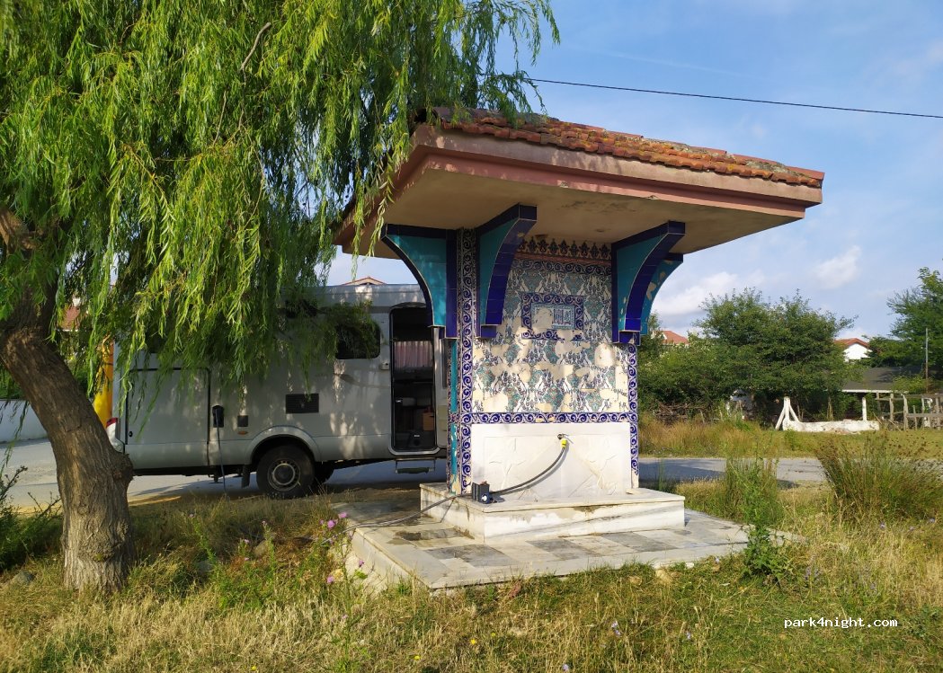 (34540) Çatalca - 35 Dere Yanı Sokak — foto