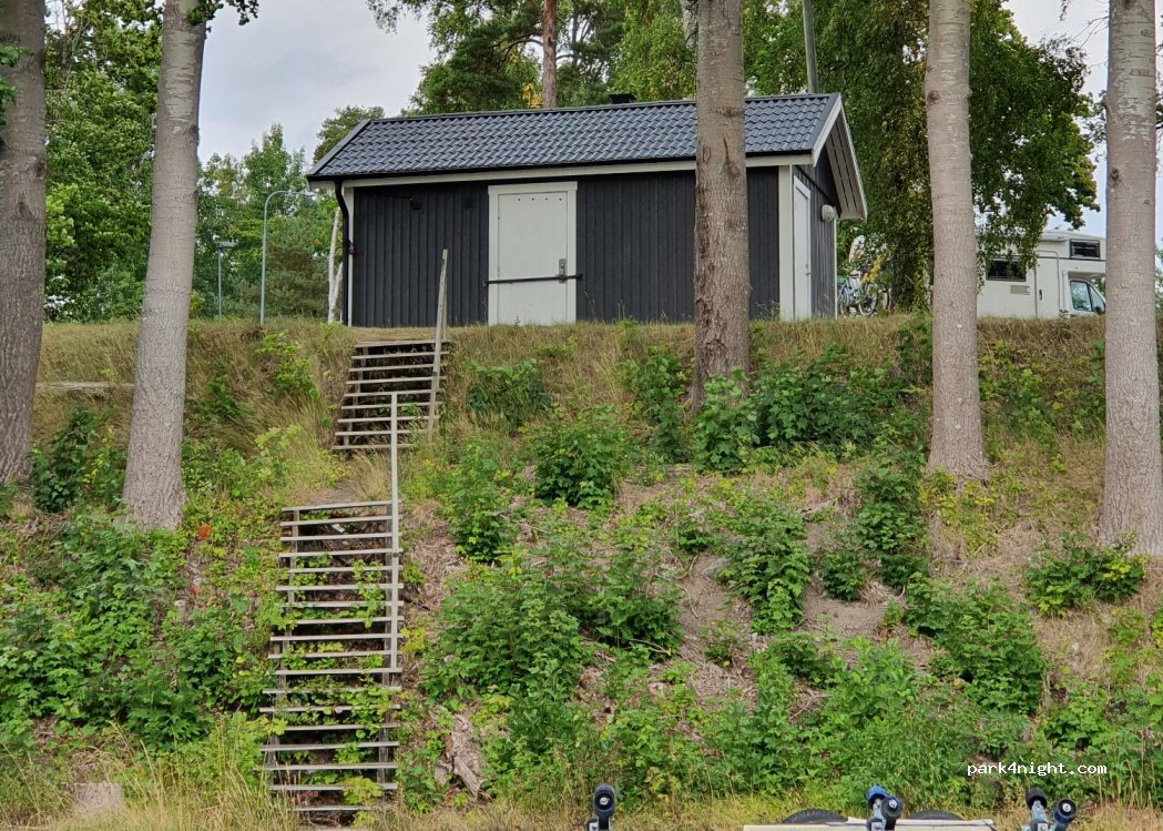 (761 40) Norrtälje - 1 Strandvägen — foto 3
