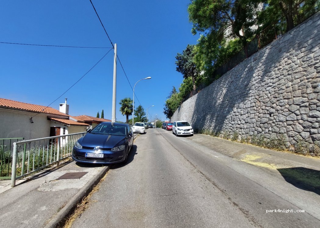 (51000) Rijeka - 37 Rastočine ulica — foto 2