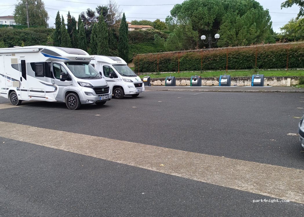 (85490) Benet - 1b Rue de la Combe — foto 4