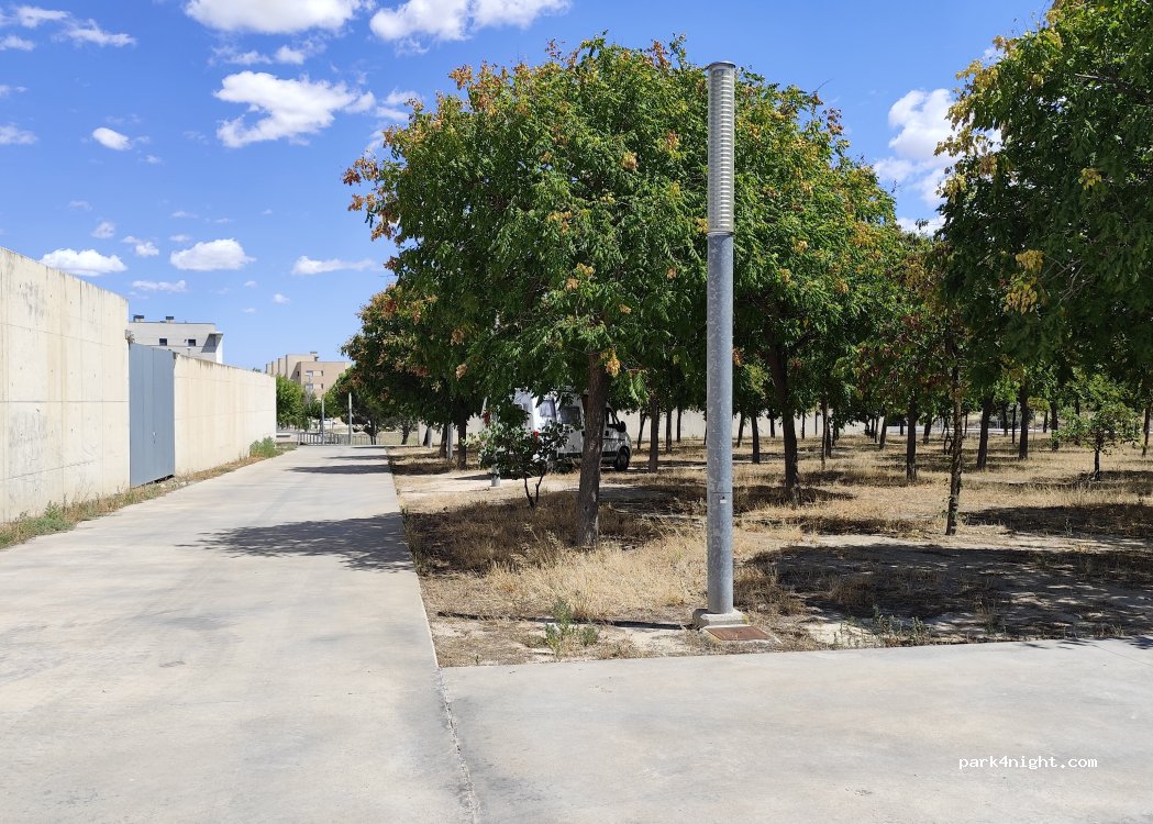 (50800) Zuera - 24D Avenida Océano Antártico — foto 2