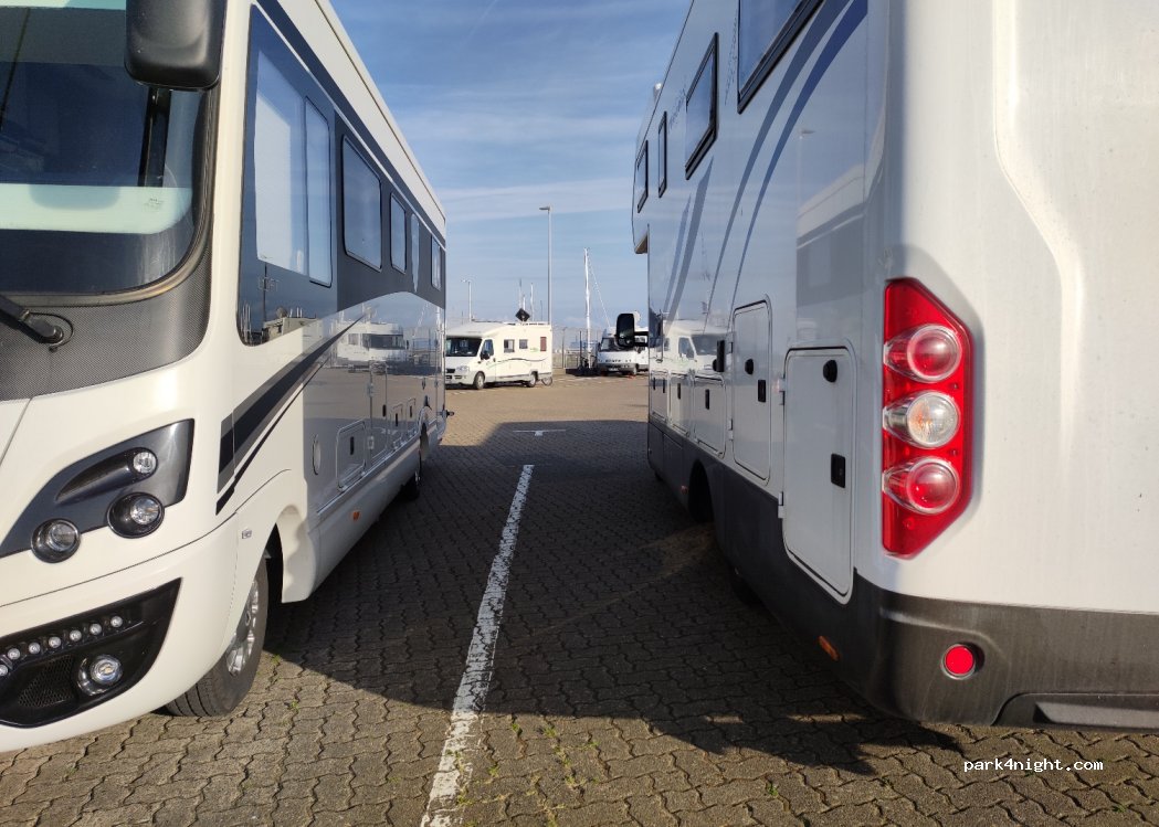 (27472) Cuxhaven - Am Jachthafen — foto 2