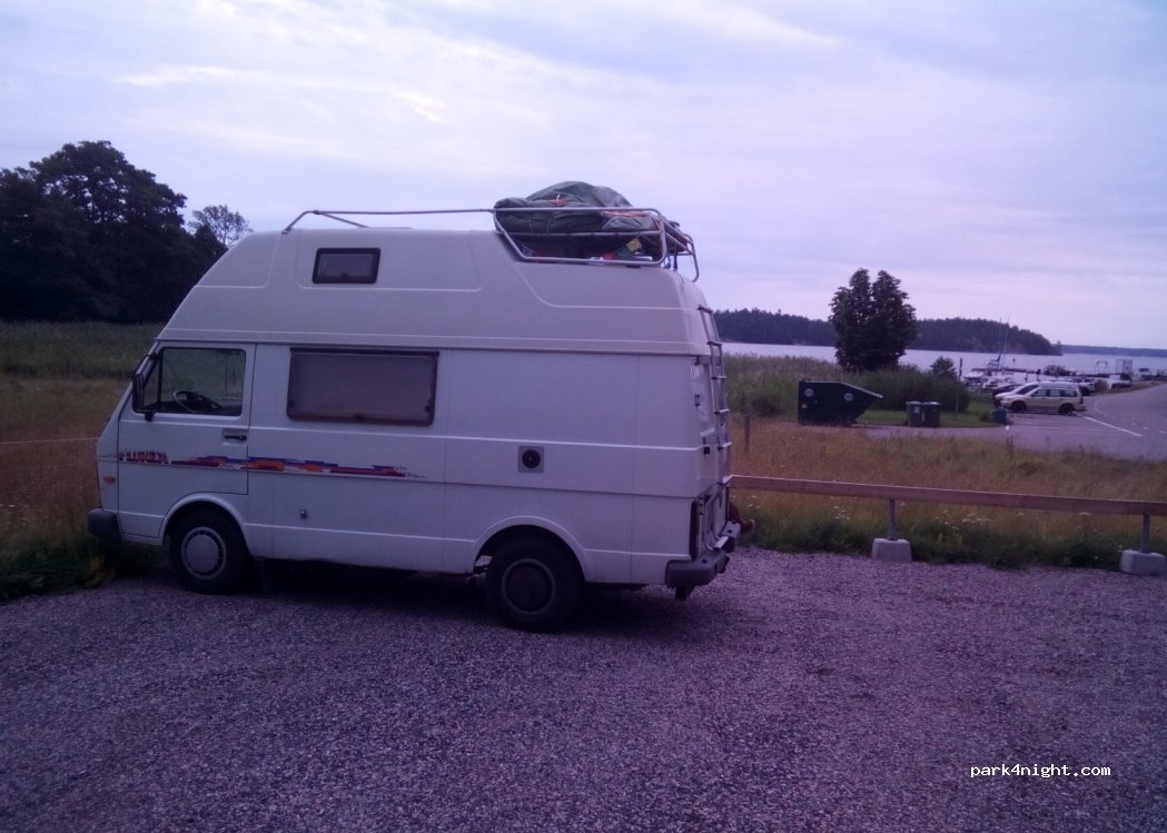 (610 60) Tystberga - Unnamed Road — foto