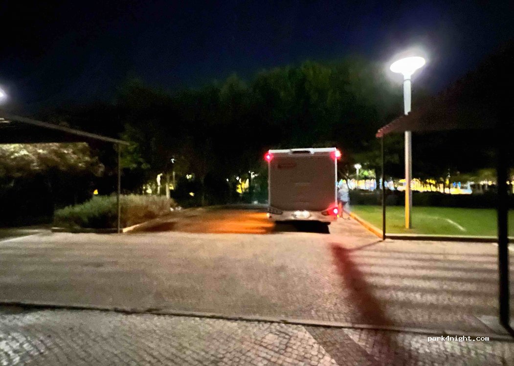 (2780-416) Oeiras - 12 Rua Coro de Santo Amaro de Oeiras — foto 4